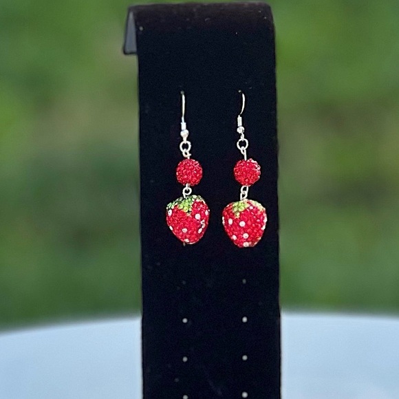 Strawberry Dangle Earrings - Red - Picture 1 of 5